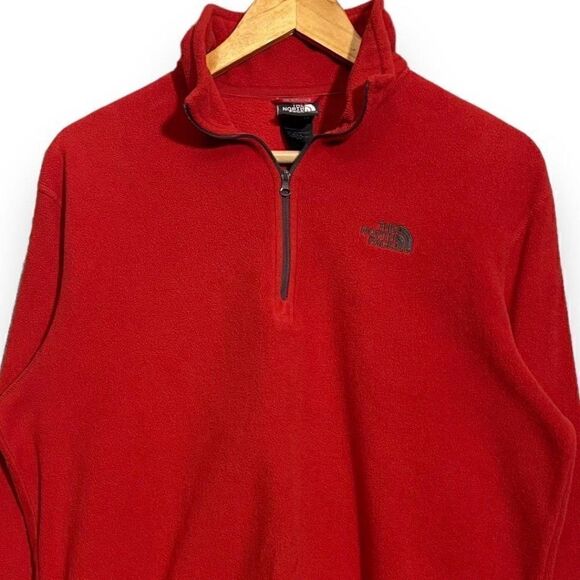 The North Face 1/4 Zip Fleece Pullover - Picture 1 of 10